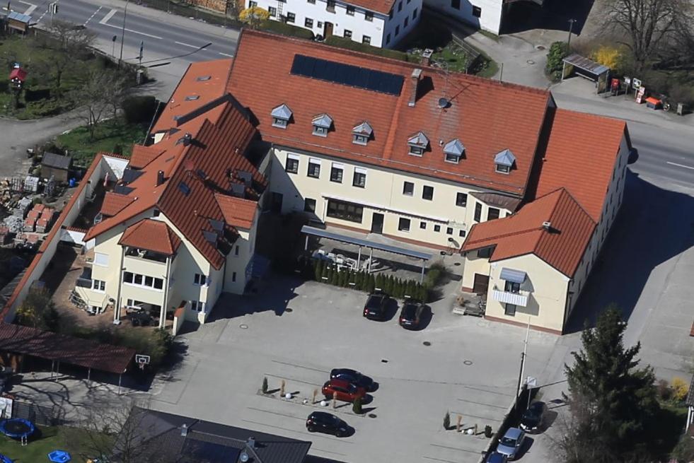 Hotel Koeniger Pliening Exterior photo